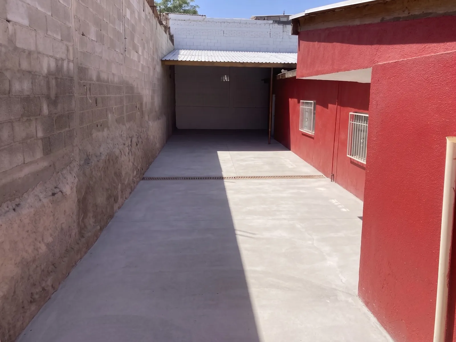 Exterior y patio, vista 4